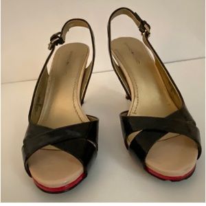 Bandolino Small Platform Heels Red Black Highlight 2 inches size 7.5
